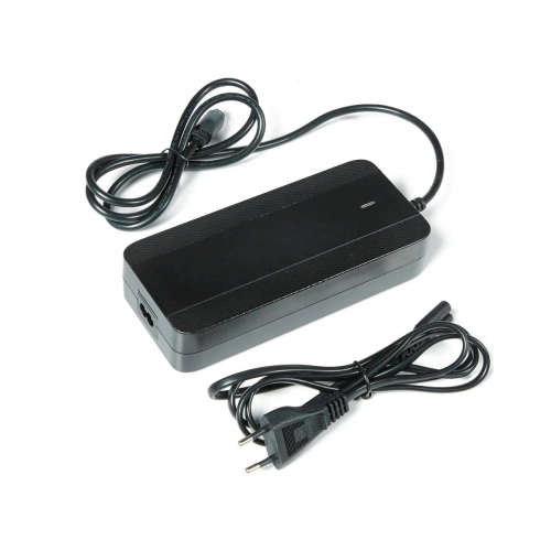 Cortina Oplader 36V | 4A | Sport Drive