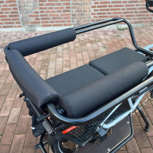 Studio Vollebak Longtail Kussen voor Protection Bar | Zwart