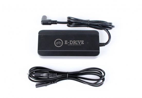E-Drive Oplader 24V | voor Stella Accu's | 2P Tulp | Zwart
